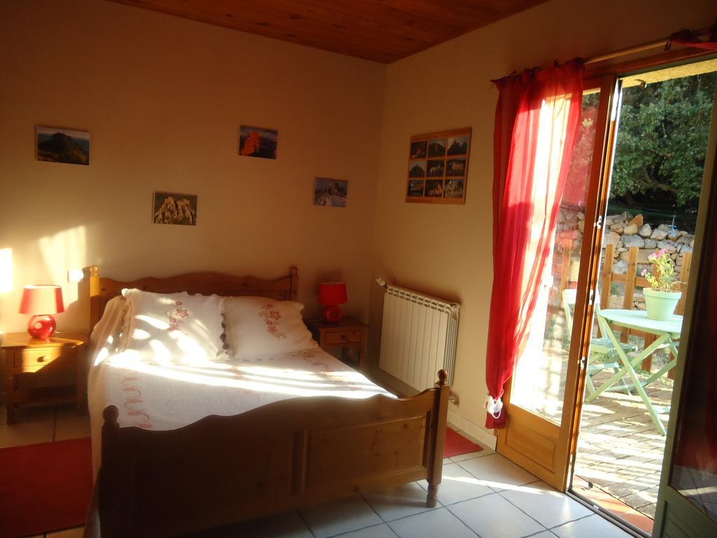 Bed and Breakfast La Claouzo à Duilhac-sous-Peyrepertuse Extérieur photo